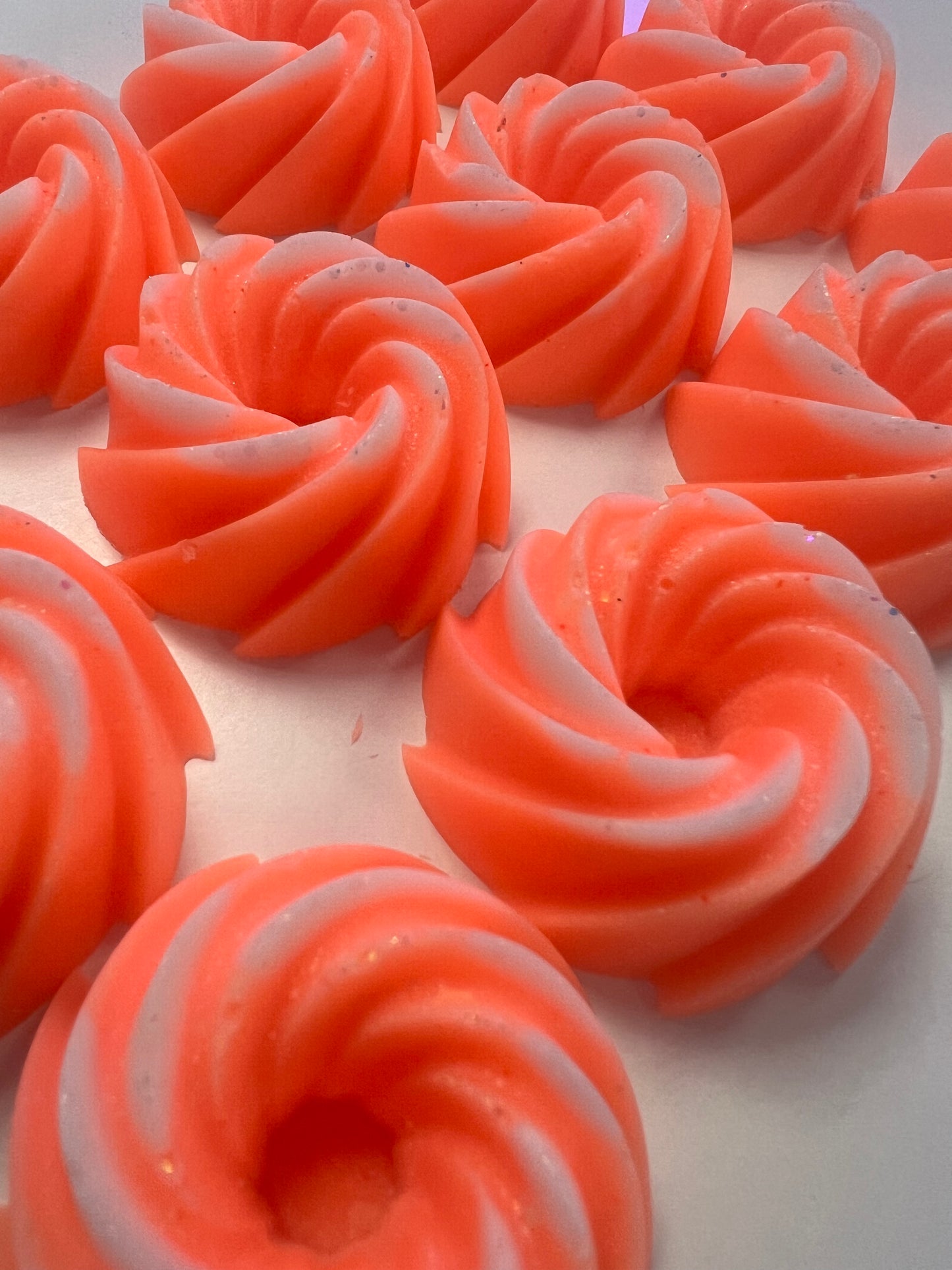 BIKINI SEASON WAX WHIRLS