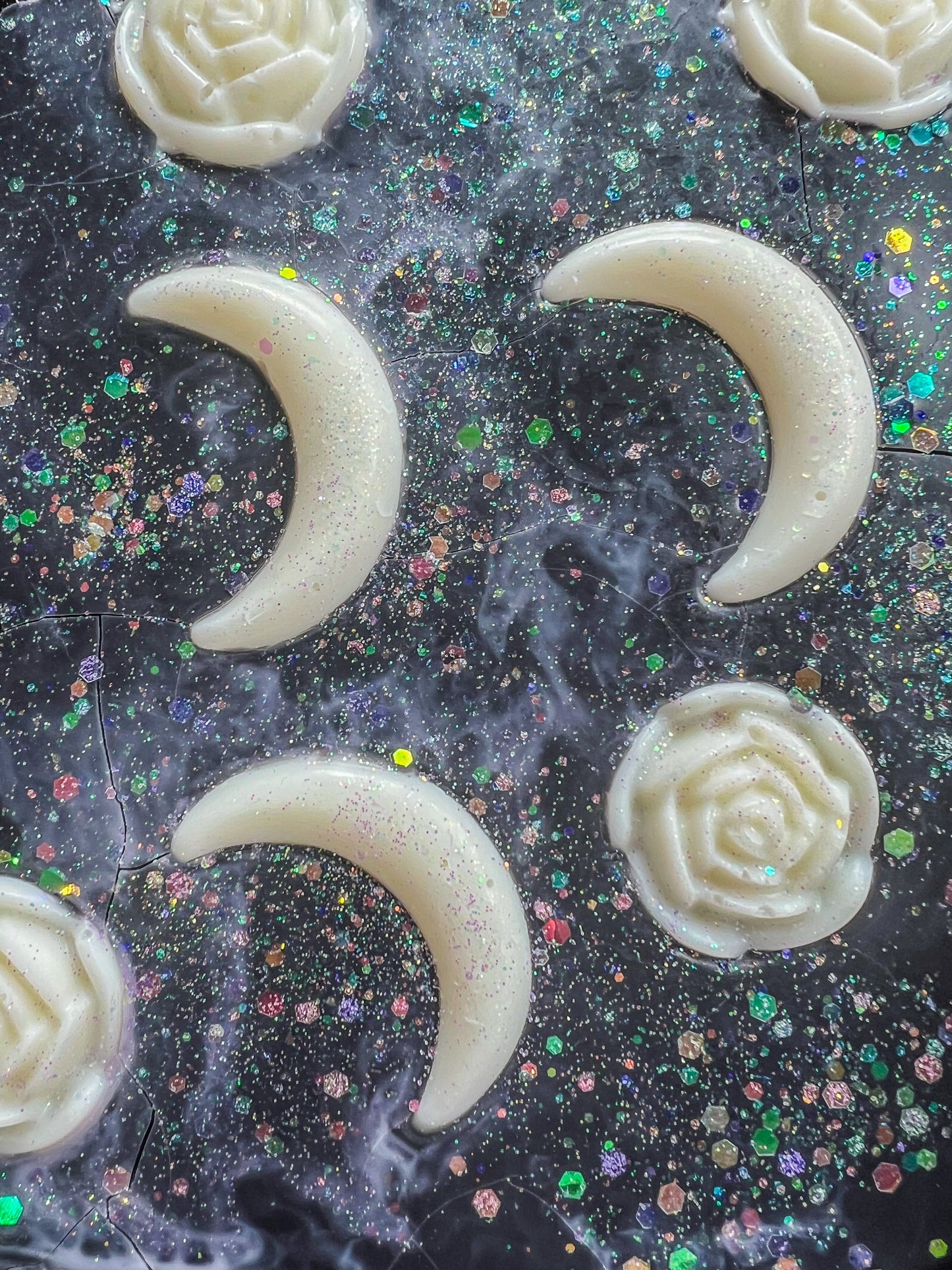 LUNA WAX BRITTLE